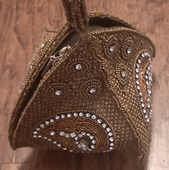 Small Unique Vintage bag. - Picture 2 of 4